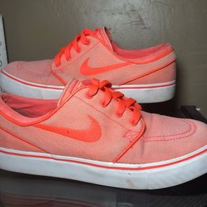 Nike SB Stefan Janoski Skateboard Neon Size 7.5